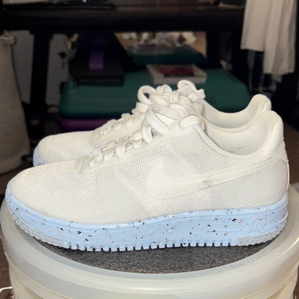 Nike Cream Sneakers with Blue Speckled Sole